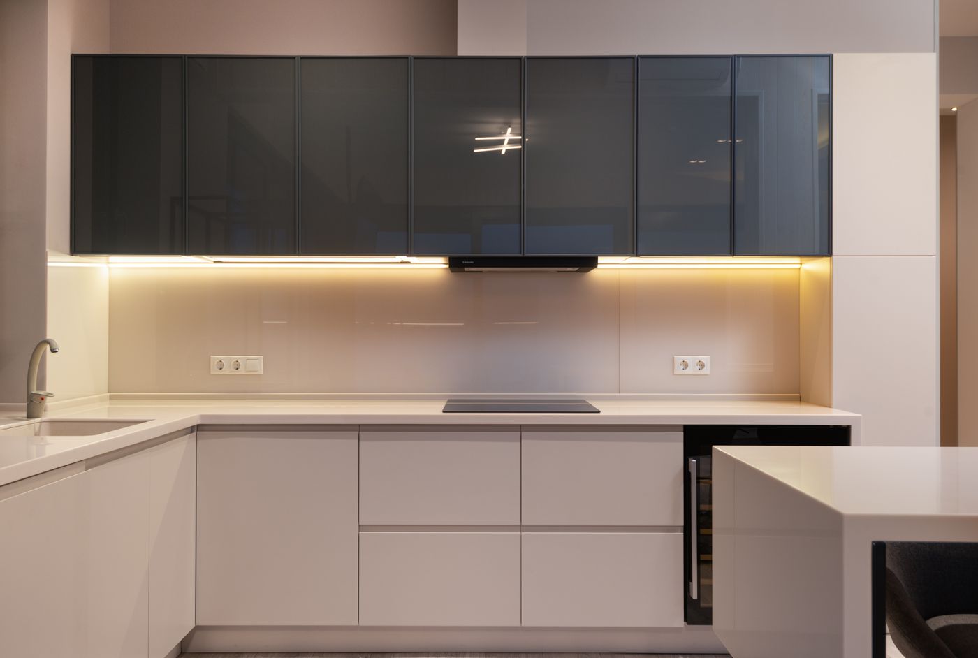 Backsplash and lighting update